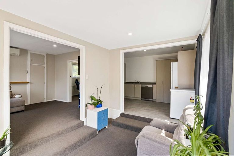 Photo of property in 1/236 Grahams Road, Burnside, Christchurch, 8053