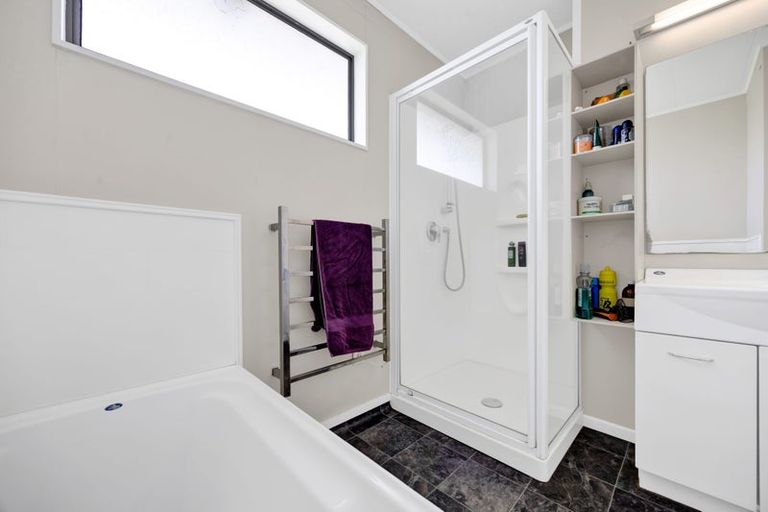 Photo of property in 6 Sunnyvale Street, Bell Block, New Plymouth, 4312