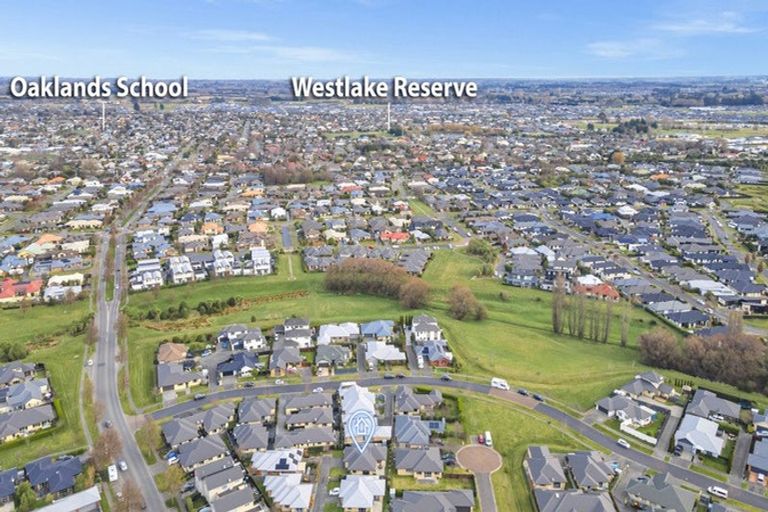 Photo of property in 66a Somerville Crescent, Aidanfield, Christchurch, 8025