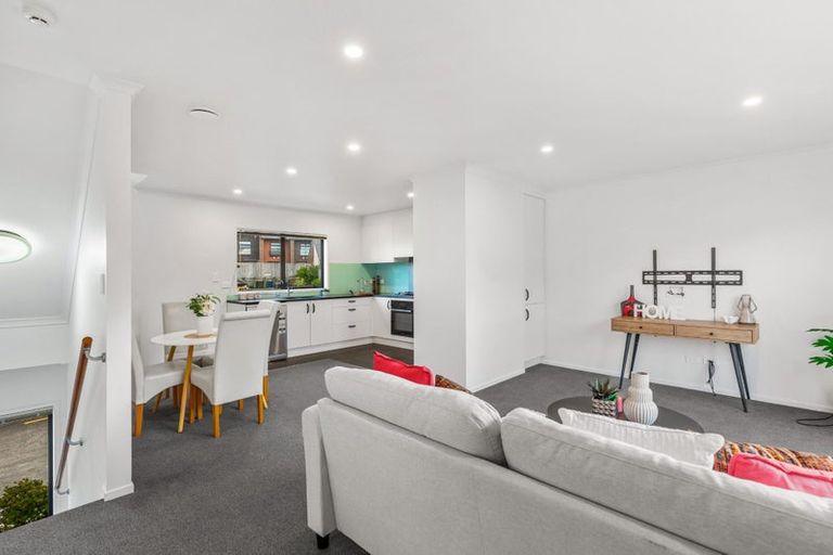 Photo of property in St Claire Village, 10/172 Mcleod Road, Te Atatu South, Auckland, 0610