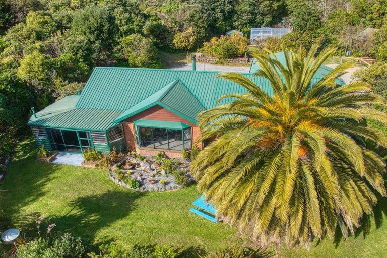 Photo of property in 2a Golden Sands Road, Barrytown, Runanga, 7873