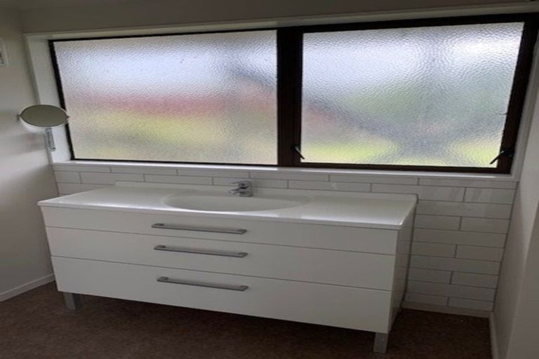 Photo of property in 29 Observatory Close, Whitby, Porirua, 5024