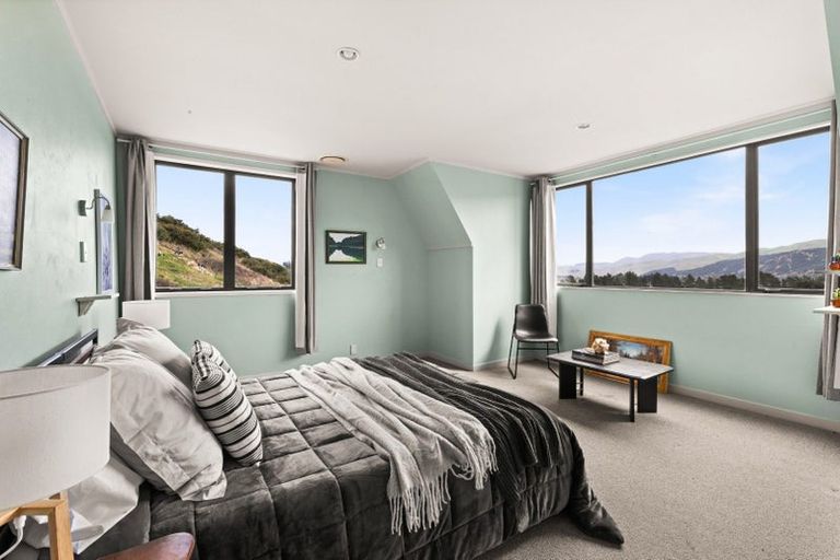 Photo of property in 21 Rochfort Road, Kahuranaki, Havelock North, 4295