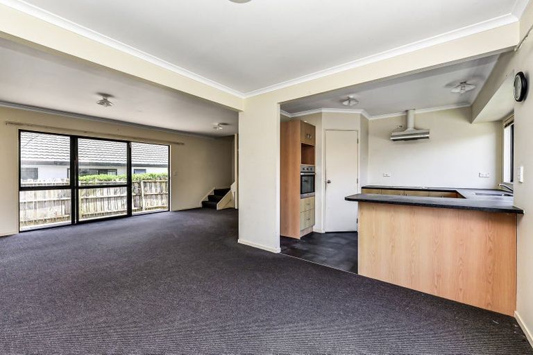 Photo of property in 21b Rimmington Drive, Hamilton Lake, Hamilton, 3204