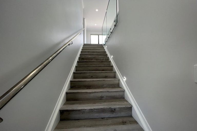 Photo of property in 28d Rogers Road, Manurewa, Auckland, 2102