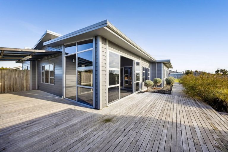 Photo of property in 484 Turuturu Road, Hawera, 4674