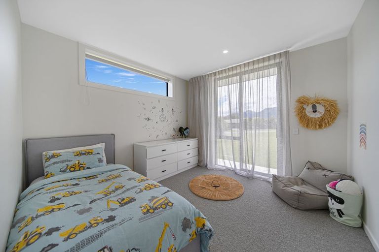 Photo of property in 49 Pukutahi Drive, Te Anau, 9600