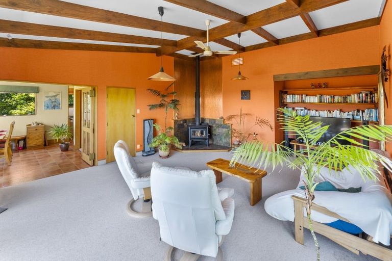 Photo of property in 104 Arapiki Road, Stoke, Nelson, 7011