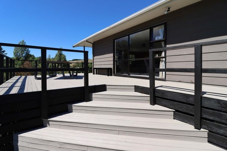Photo of property in 137 Lees Pakaraka Road, Te Ore Ore, Masterton, 5886