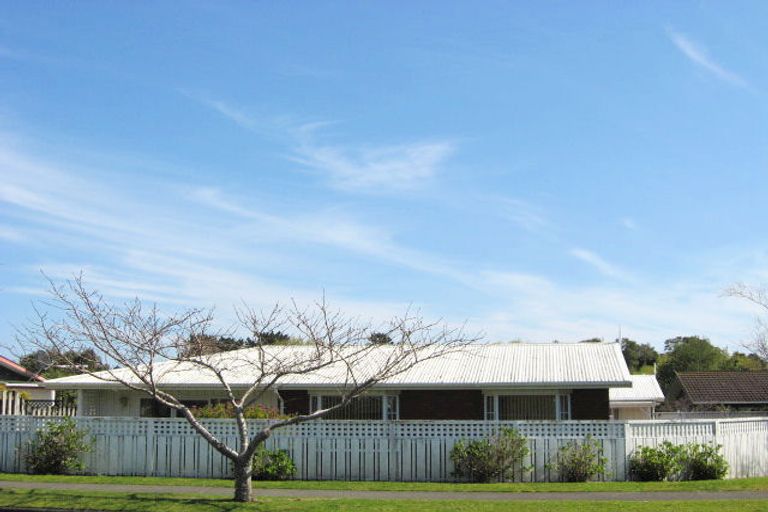 Photo of property in 11a Karamea Street, Whalers Gate, New Plymouth, 4310
