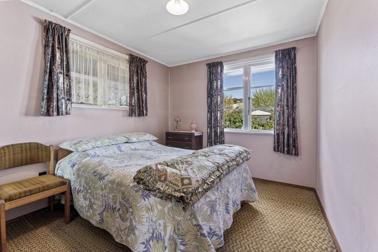 Photo of property in 64 Inniscort Street, Cromwell, 9310