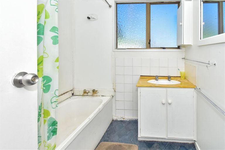 Photo of property in 21 Taka Street, Takanini, 2112