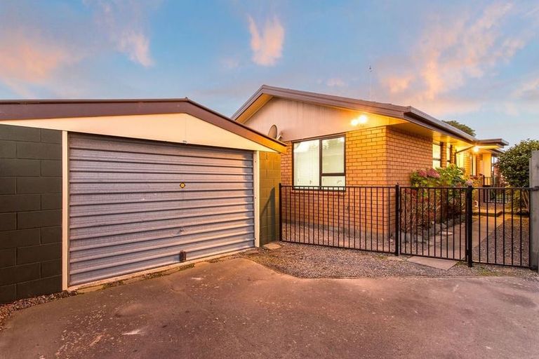 Photo of property in 26a Reginald Street, Burwood, Christchurch, 8083