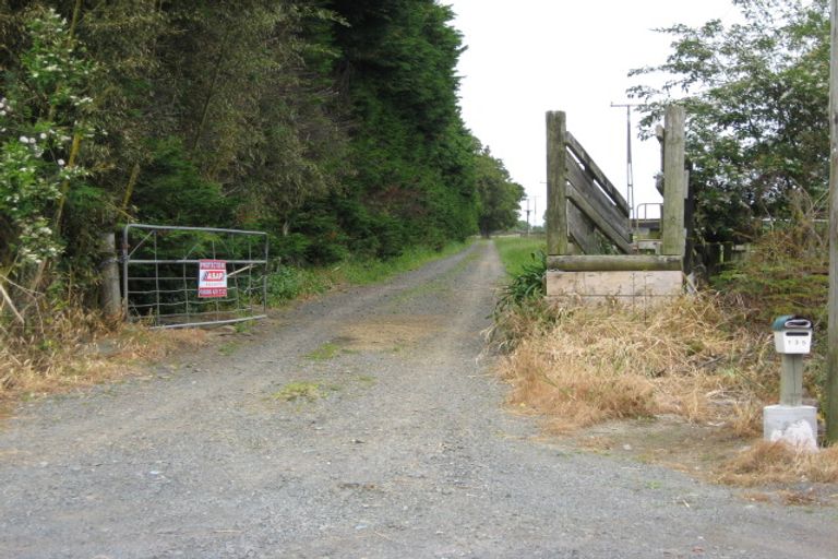 Photo of property in 135 Popes Road, Takanini, 2105
