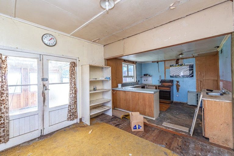 Photo of property in 25 Manuka Street, Castlecliff, Whanganui, 4501