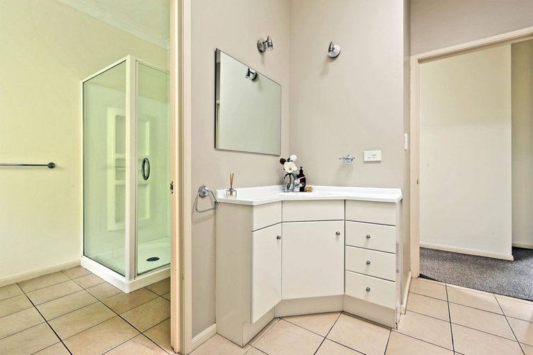 Photo of property in 26 Pukekura Place, Taradale, Napier, 4112