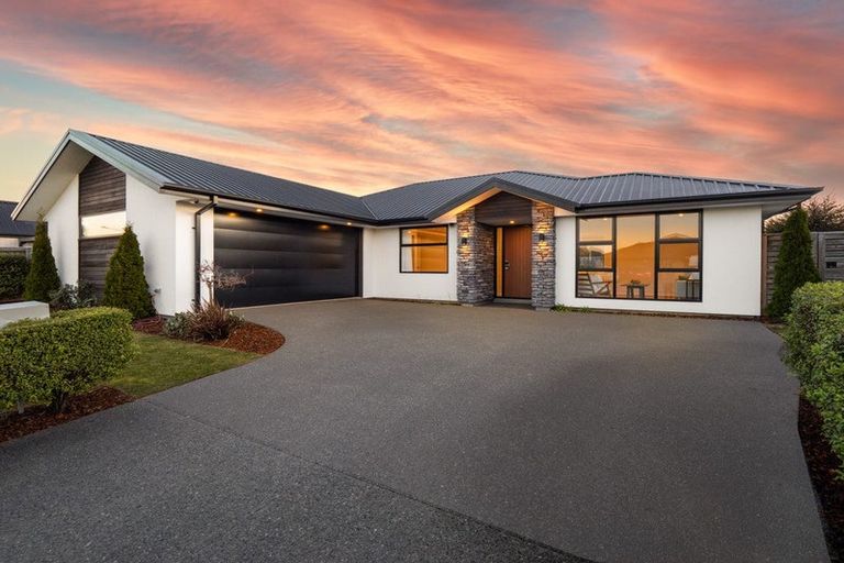 Photo of property in 32 Longcot Drive, Rolleston, 7615