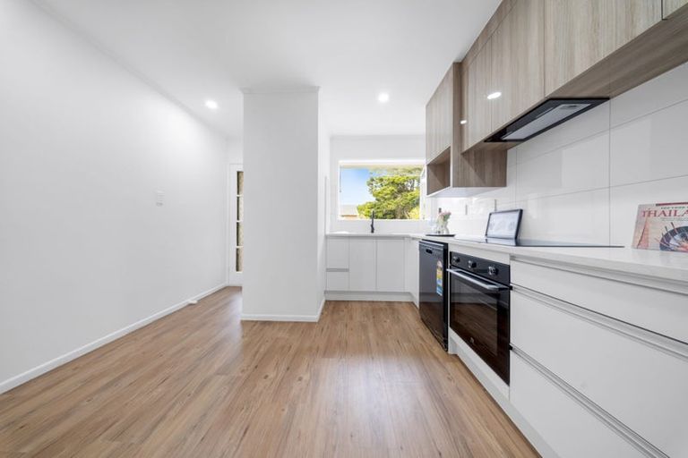 Photo of property in 3b Kelvyn Grove, Hillpark, Auckland, 2102