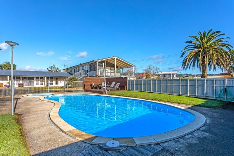 Photo of property in 106u5 Barbara Avenue, Whangamata, 3620