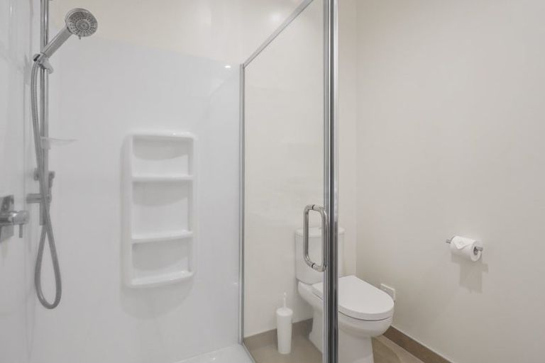 Photo of property in 35 Kanuka Road, Hobsonville, Auckland, 0616