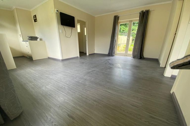 Photo of property in 3/12 Routley Drive, Glen Eden, Auckland, 0602