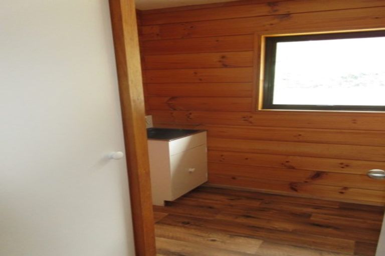 Photo of property in 4 Poneke Drive, Waikanae, 5036