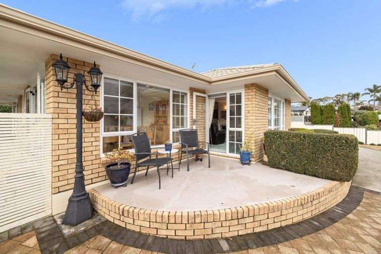 Photo of property in 31 Buckingham Place, Bethlehem, Tauranga, 3110