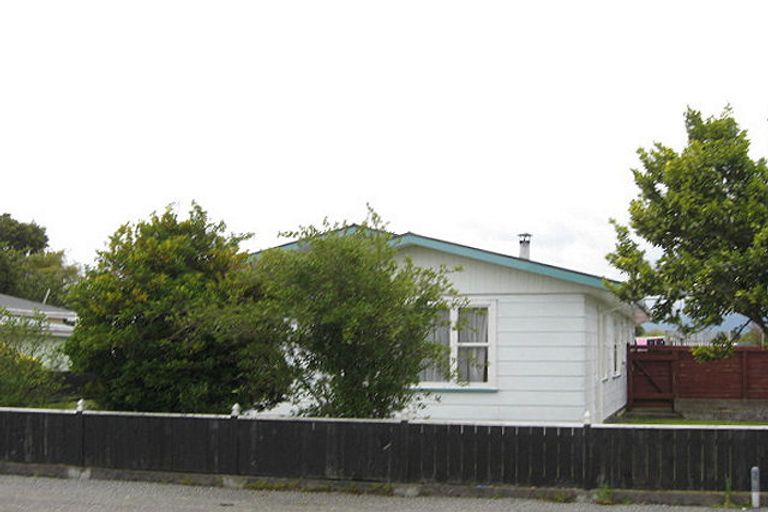 Photo of property in 105 Domett Street, Westport, 7825