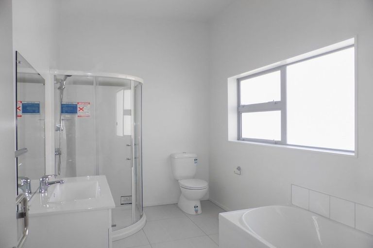 Photo of property in 36c Erlestoke Crescent, Churton Park, Wellington, 6037