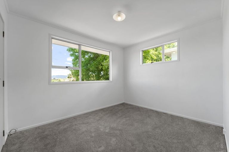 Photo of property in 38 Donovan Avenue, Massey, Auckland, 0614