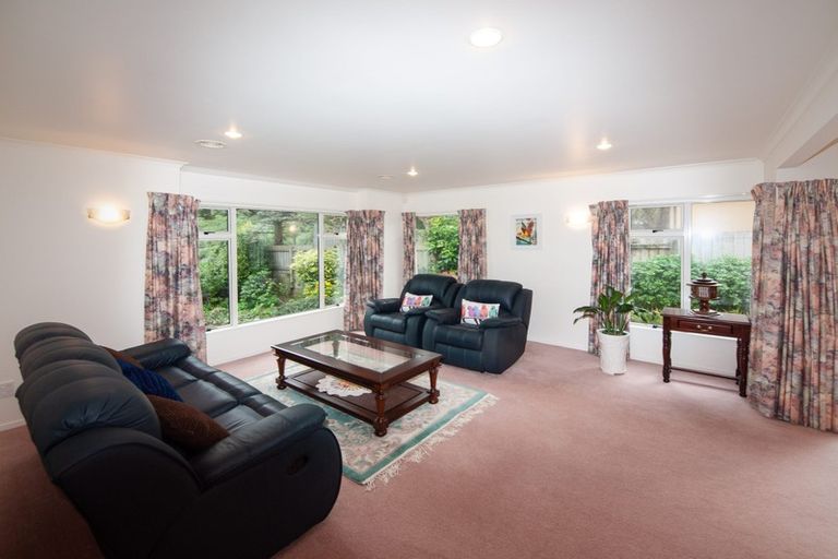Photo of property in 3 Waverton Terrace, Churton Park, Wellington, 6037