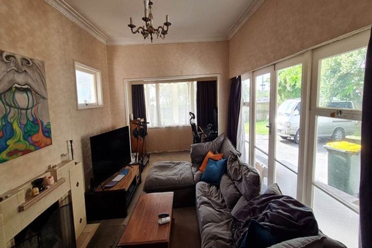 Photo of property in 1a Richard Avenue, Bucklands Beach, Auckland, 2012