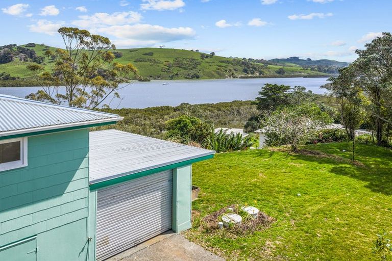 Photo of property in 111 Wharf Road, Port Albert, Wellsford, 0973