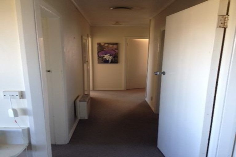 Photo of property in 37a Pembroke Road, Northland, Wellington, 6012