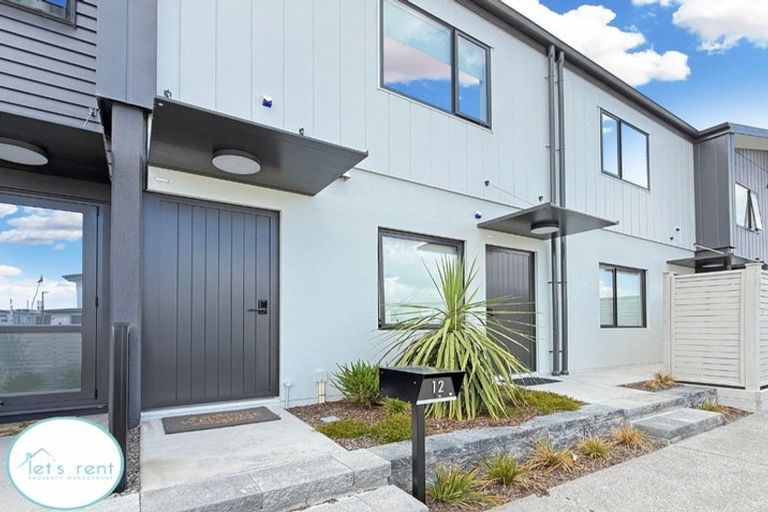 Photo of property in 12 Tara Lane, Manurewa, 2102