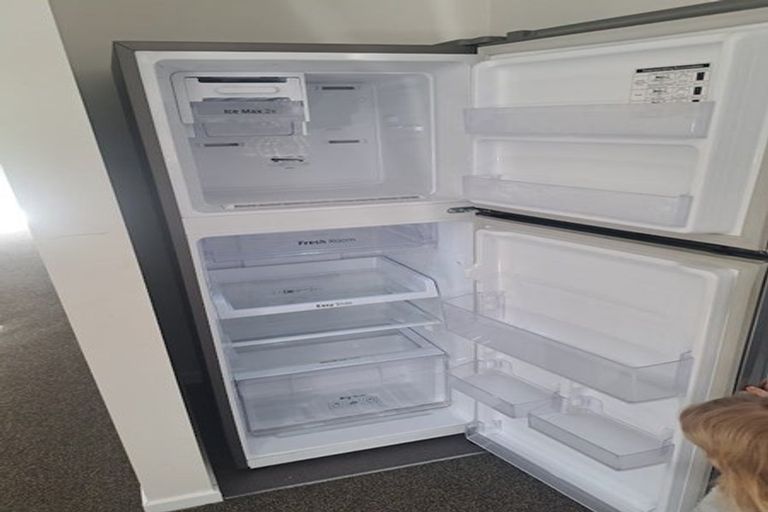 Photo of property in 26 Oakmont Place, Wattle Downs, Auckland, 2103