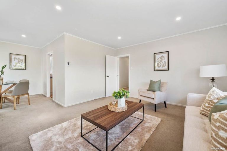 Photo of property in 10 Kaikoura Street, Henderson, Auckland, 0612