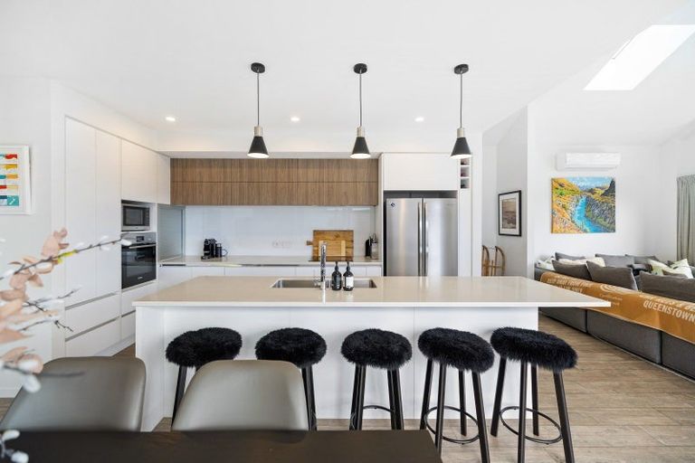 Photo of property in 3a Rannoch Drive, Jacks Point, Queenstown, 9371