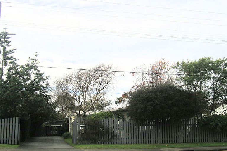 Photo of property in 86 Kapiti Road, Paraparaumu, 5032