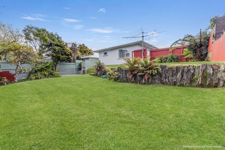 Photo of property in 193 Omata Road, Blagdon, New Plymouth, 4310