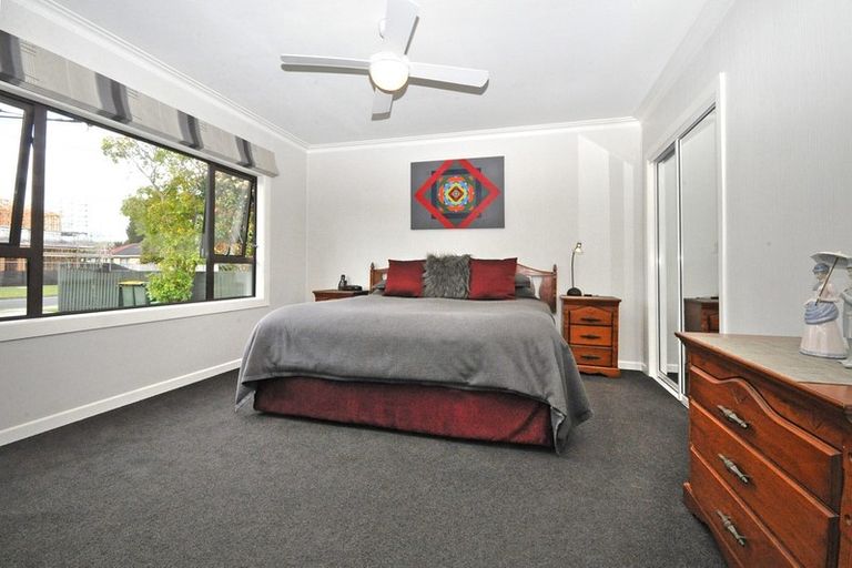 Photo of property in 1/20 Bunnythorpe Road, Papakura, 2110