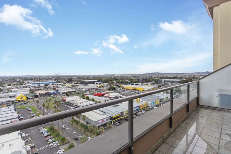 Photo of property in 16d/18 Ronwood Avenue, Manukau, Auckland, 2104
