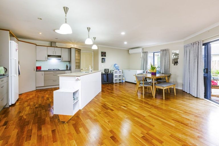Photo of property in 35 Parkhaven Drive, Rosehill, Papakura, 2113