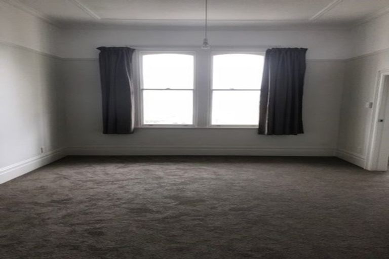 Photo of property in 132 Wallace Street, Mount Cook, Wellington, 6021