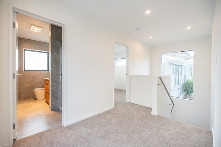 Photo of property in 55a Redwood Drive, Massey, Auckland, 0614