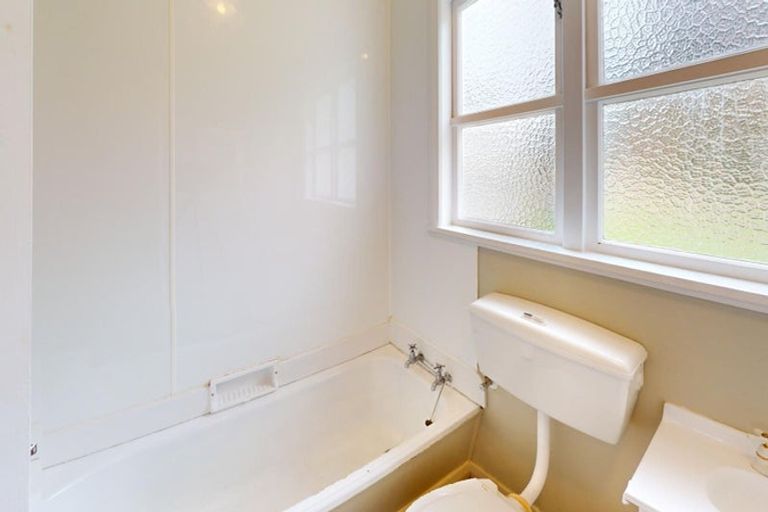 Photo of property in 7 Anderson Street, Hokowhitu, Palmerston North, 4410