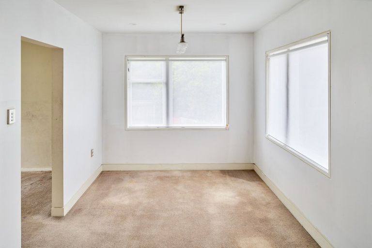 Photo of property in 5 Puriri Street, Wainuiomata, Lower Hutt, 5014