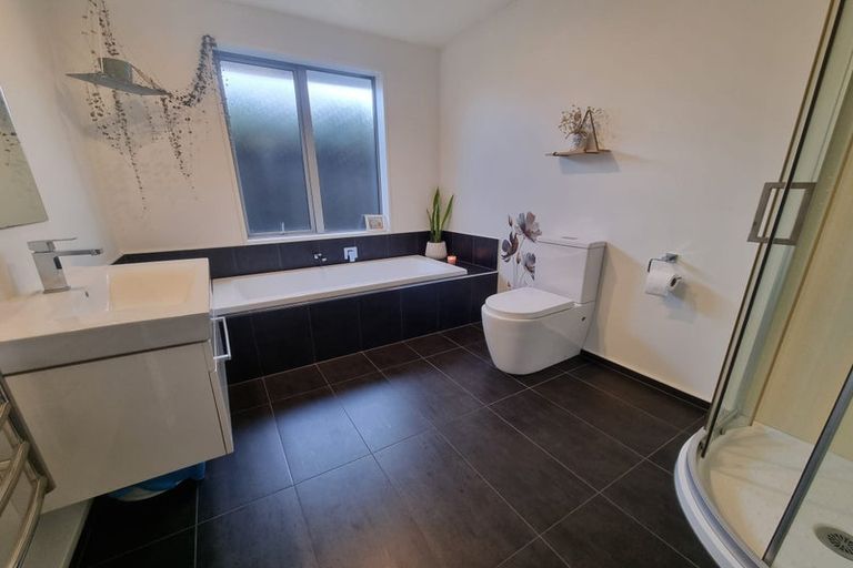 Photo of property in 36 Aroha Street, Pegasus, 7612