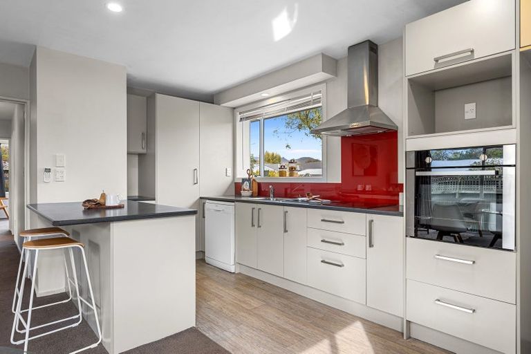 Photo of property in 2/64 Mackworth Street, Woolston, Christchurch, 8062