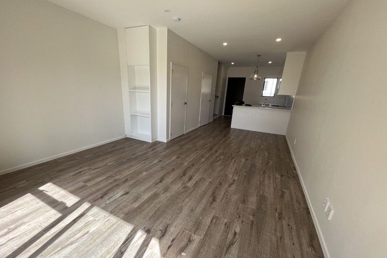 Photo of property in 29/241 Don Buck Road, Massey, Auckland, 0614